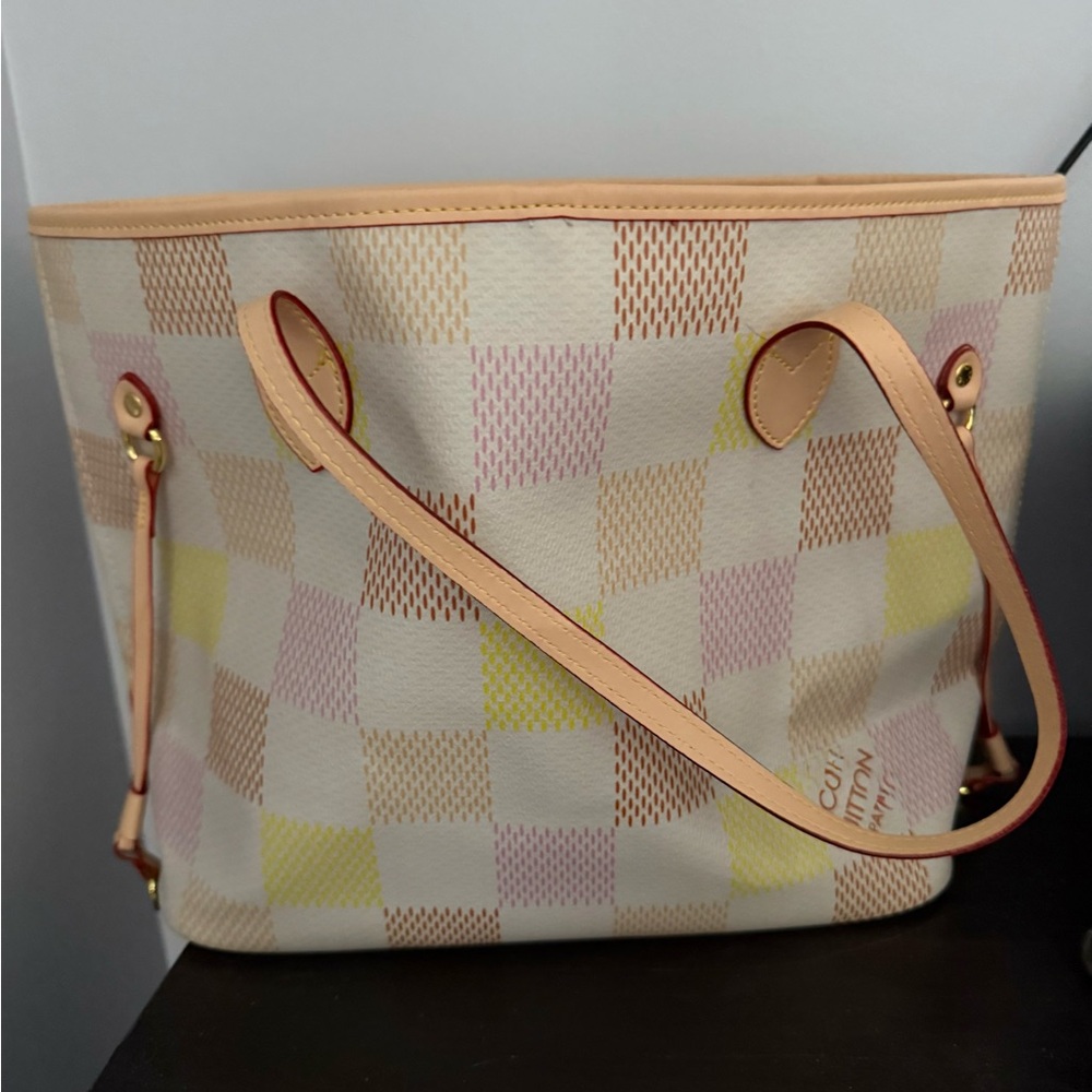 Patchwork Never Full Like Tote - image 3